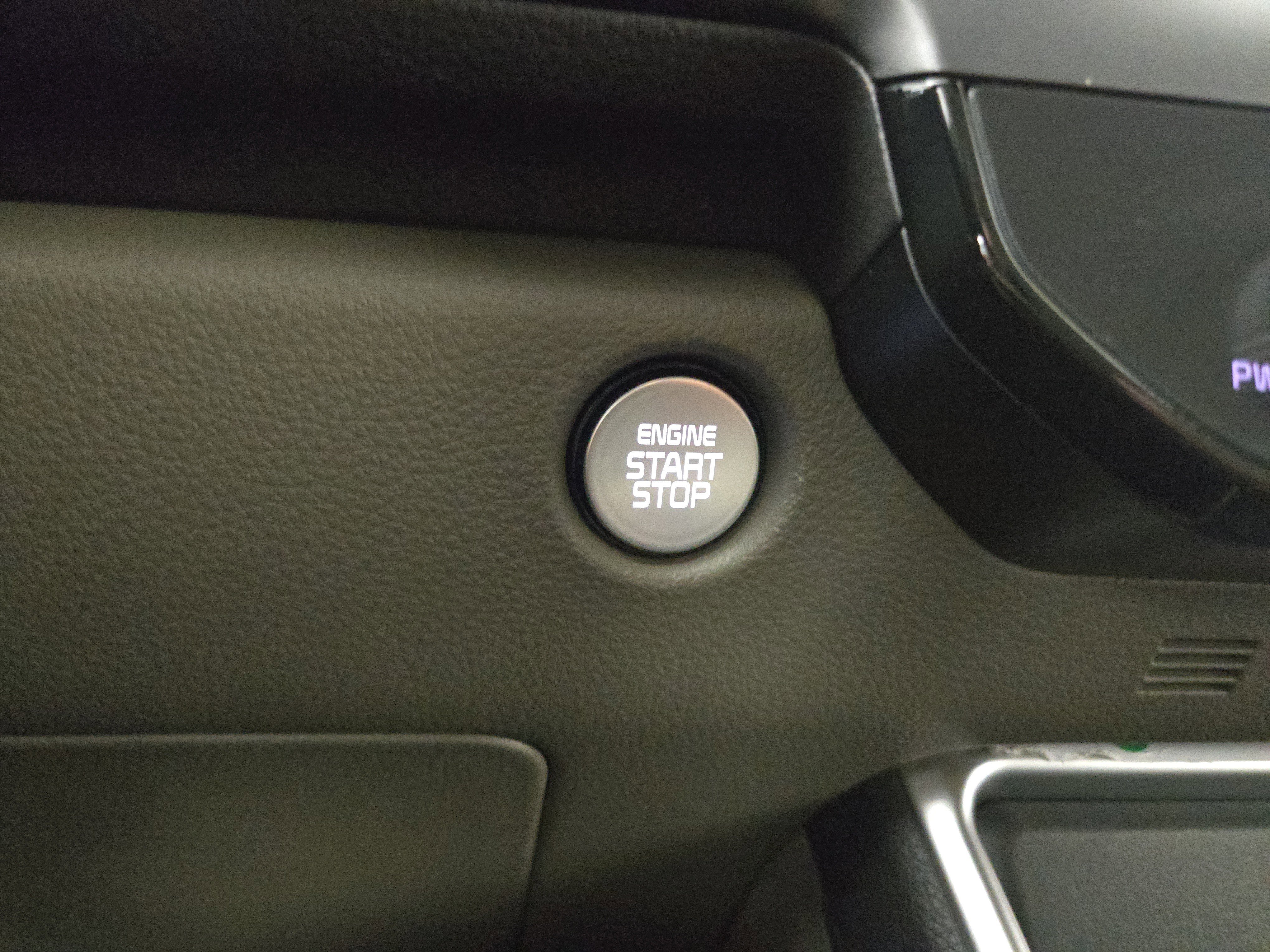 Used 2026 Kia Carnival FWD image 26