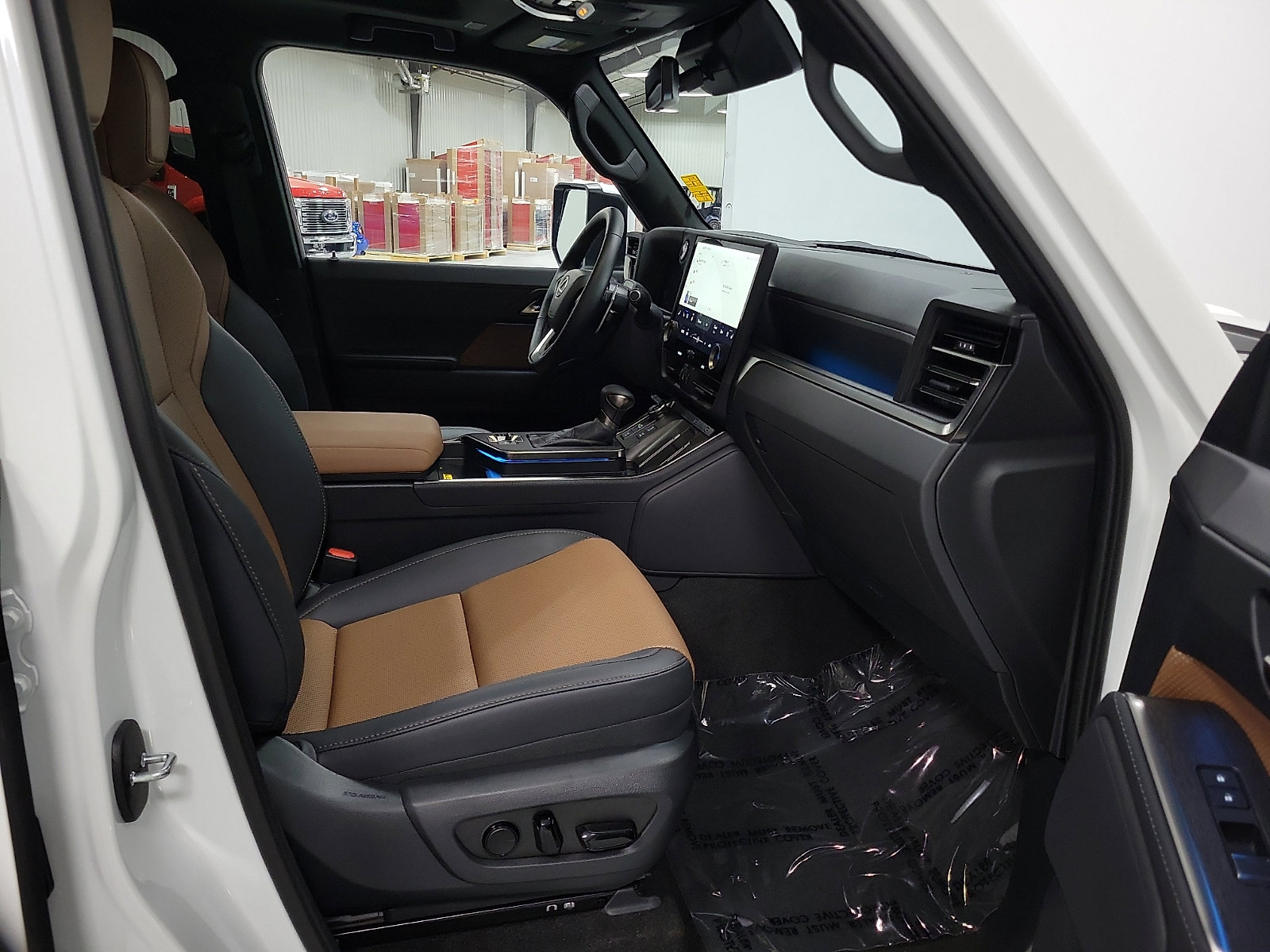 Used 2026 Lexus GX 550 w/ Cold Area Package AWD/4WD image 15