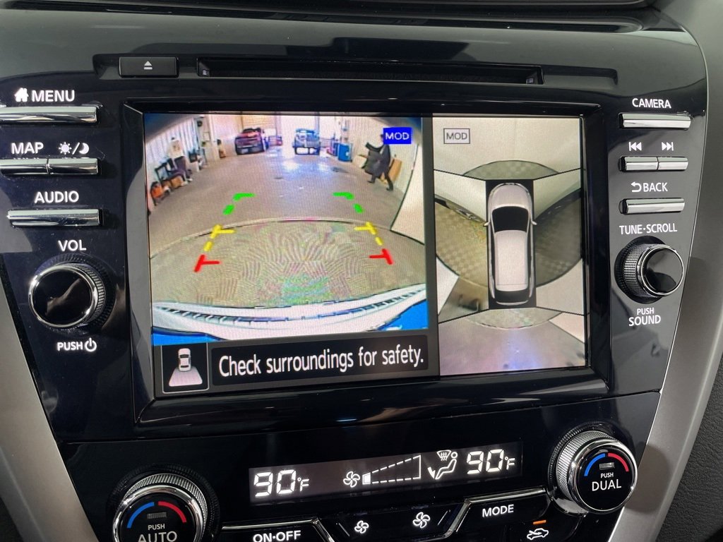 Used 2022 Nissan Murano SL w/ Cargo Package image 23