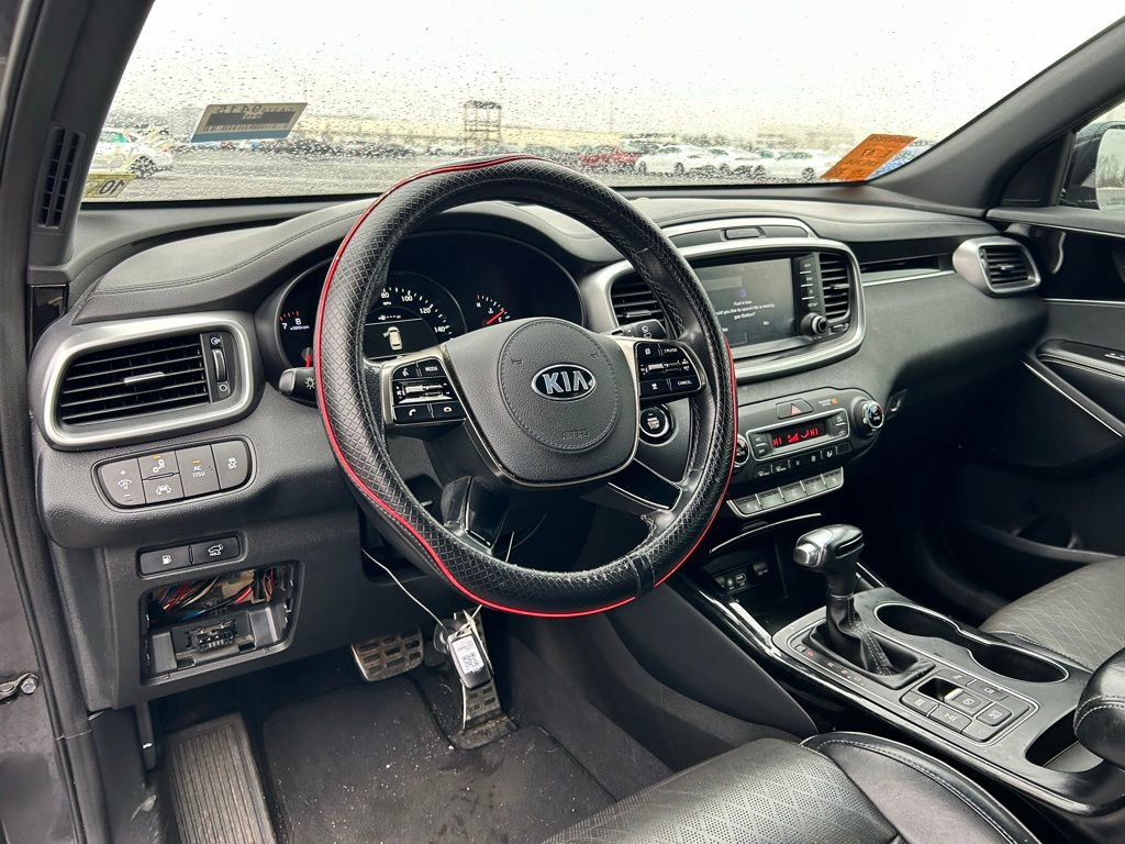 Used 2019 Kia Sorento SX image 9