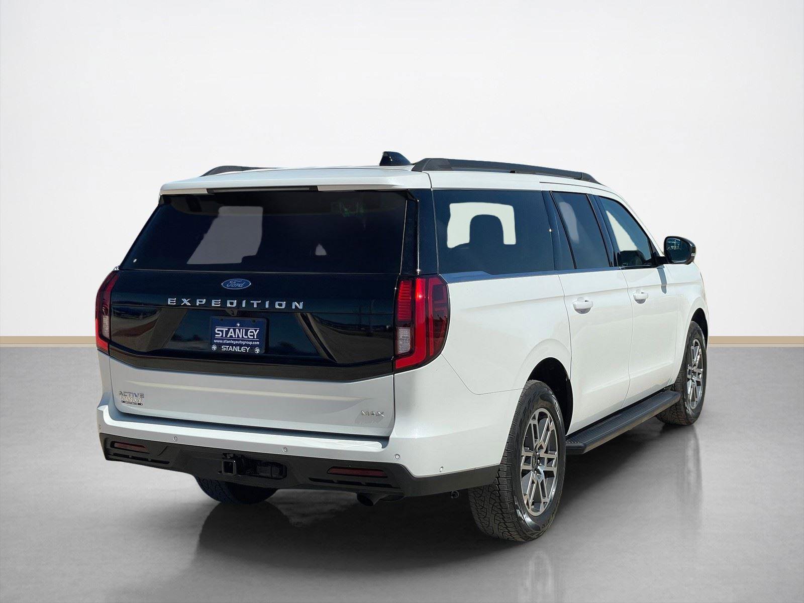 Used 2025 Ford Expedition Max Active image 7