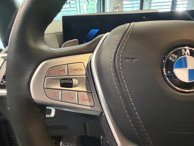 Used 2024 BMW X7 xDrive40i w/ Parking Assistance Package AWD/4WD image 23