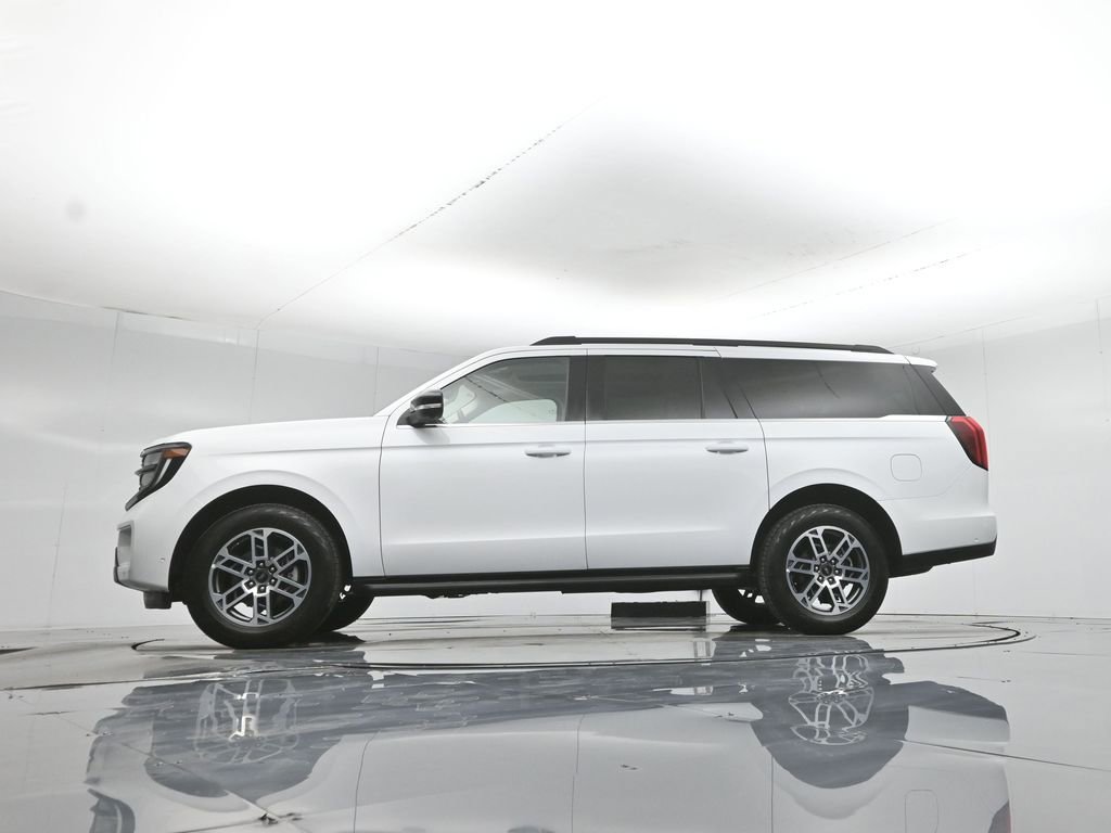 Used 2025 Ford Expedition Max Active AWD/4WD image 58
