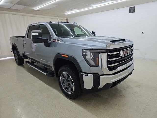 New 2026 GMC Sierra 3500 SLT w/ SLT Premium Package AWD/4WD image 3