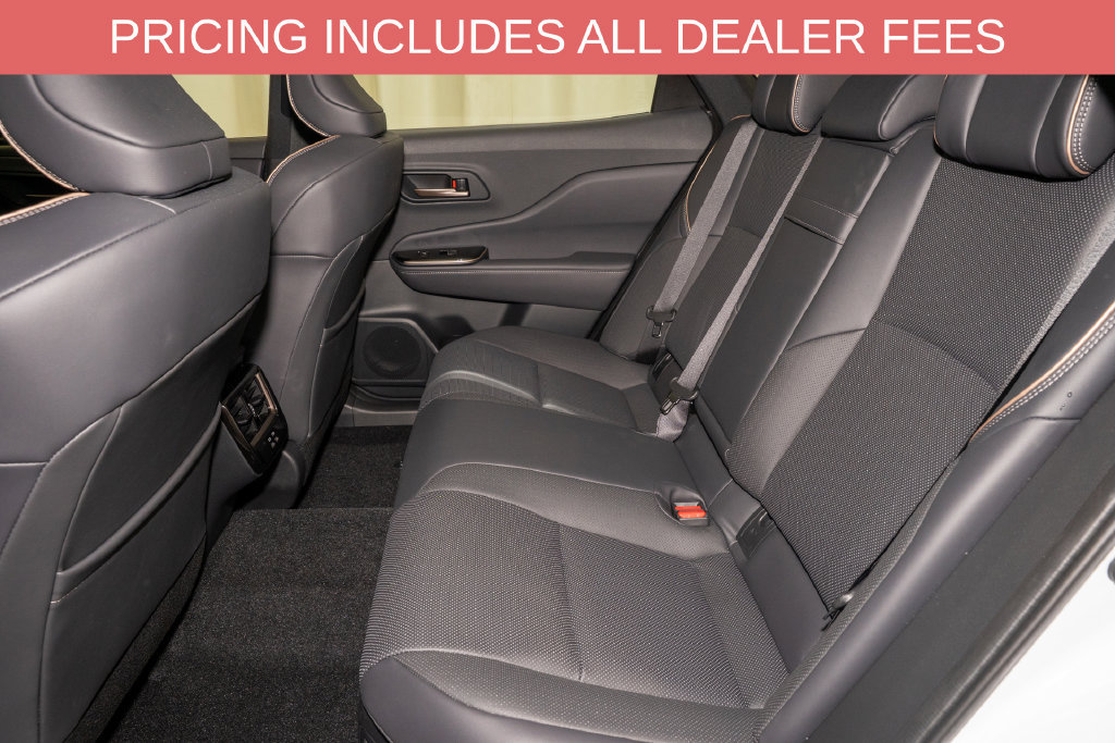 Used 2026 Toyota Crown Platinum AWD/4WD image 9