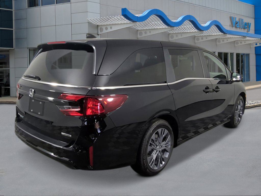 New 2026 Honda Odyssey Touring image 5