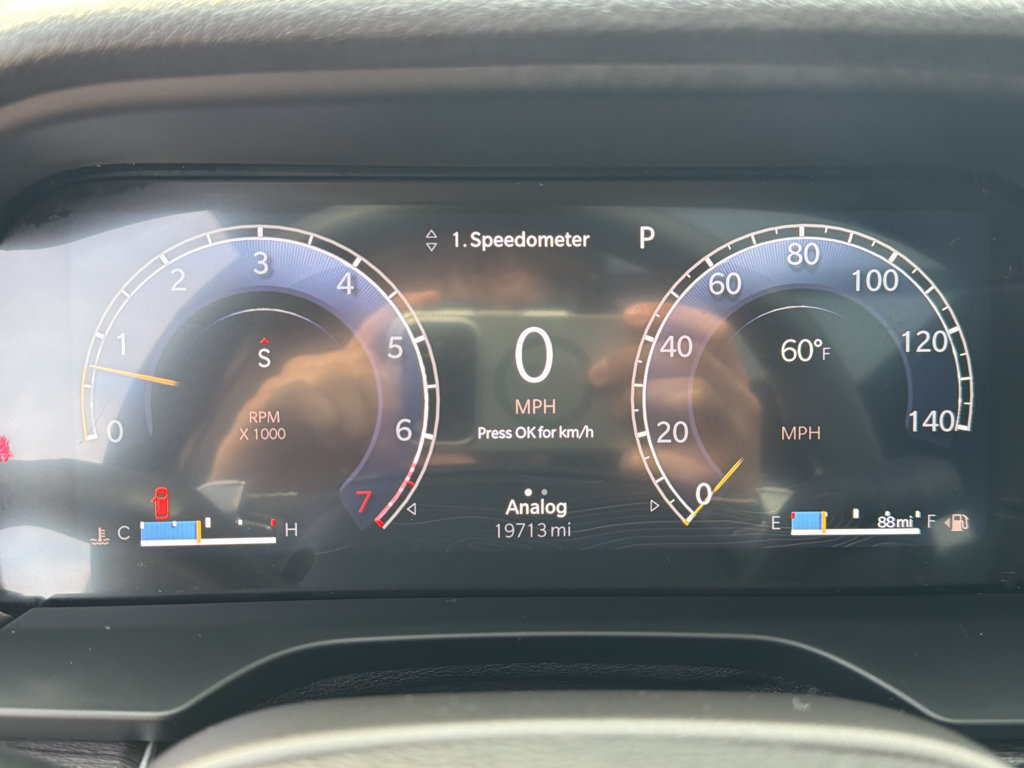 Used 2024 Jeep Grand Cherokee Limited w/ Luxury Tech Group II AWD/4WD image 32