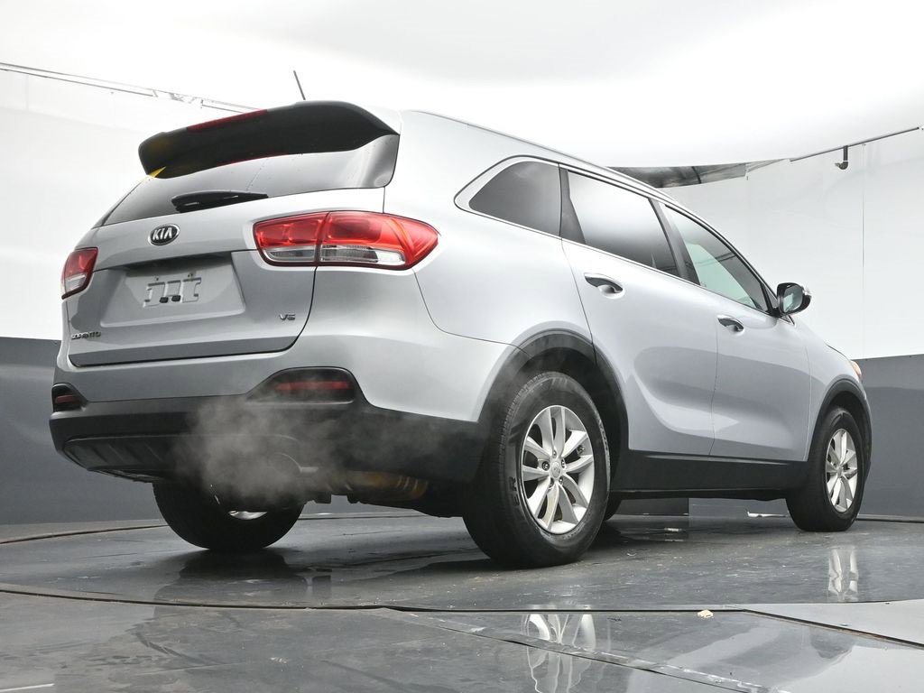 Used 2016 Kia Sorento LX image 37