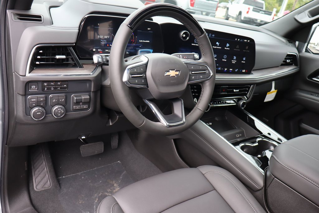 New 2025 Chevrolet Suburban LT w/ Advanced Technology Package image 5