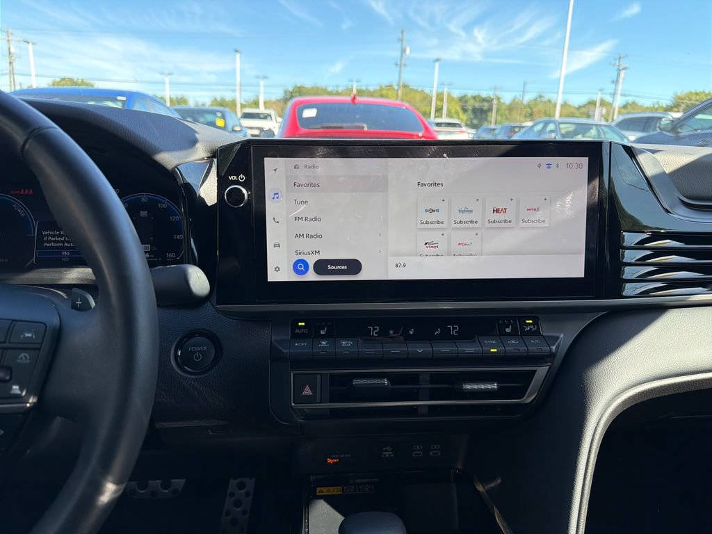 Used 2025 Toyota Camry XSE FWD image 13
