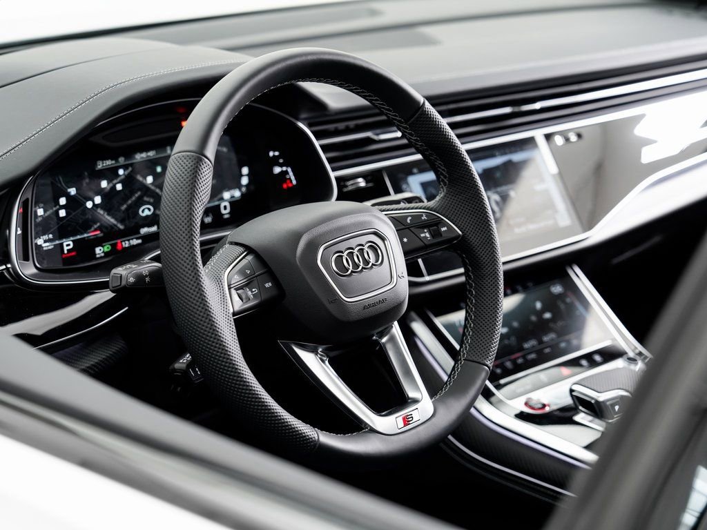 New 2026 Audi SQ8 Prestige image 9