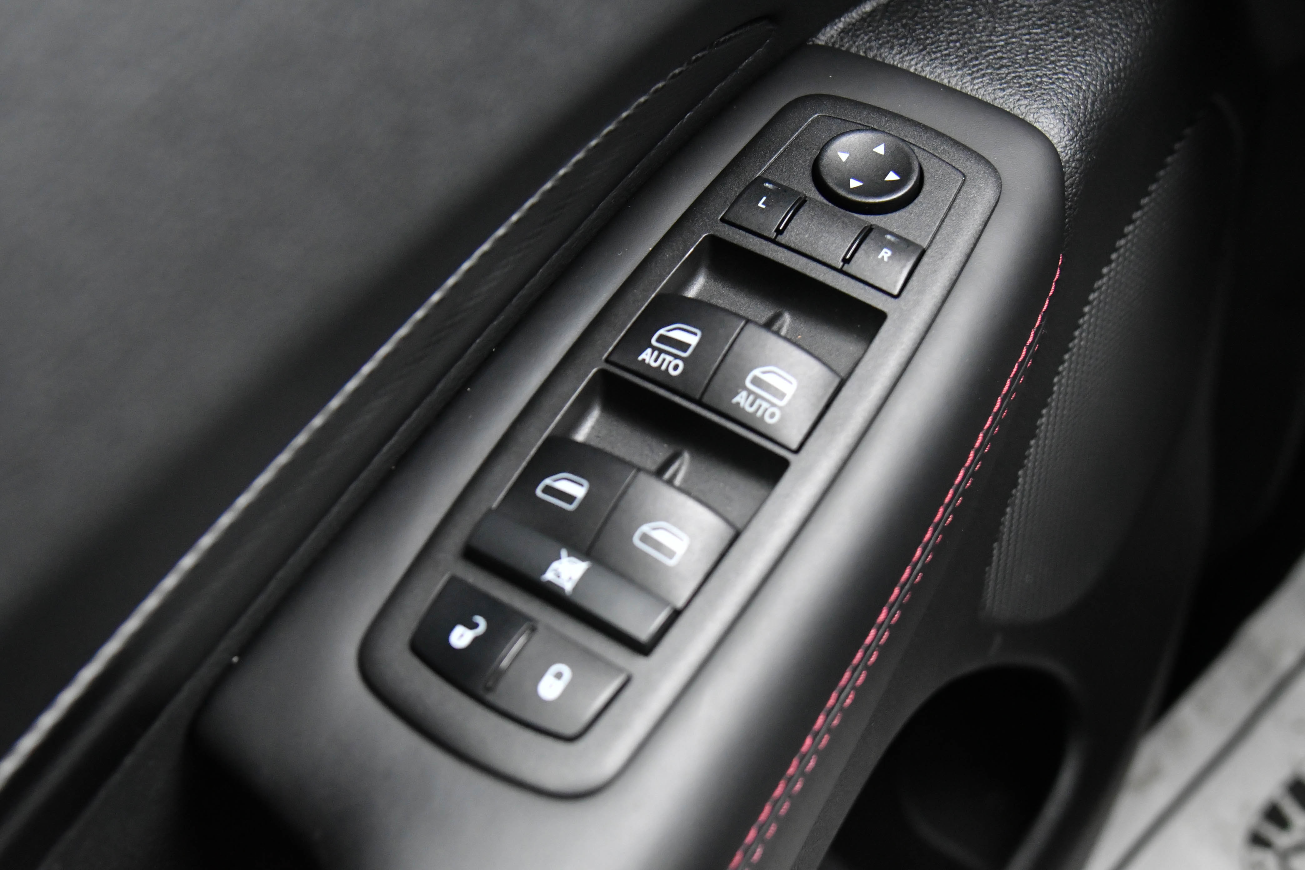 Used 2022 Dodge Durango R/T image 37