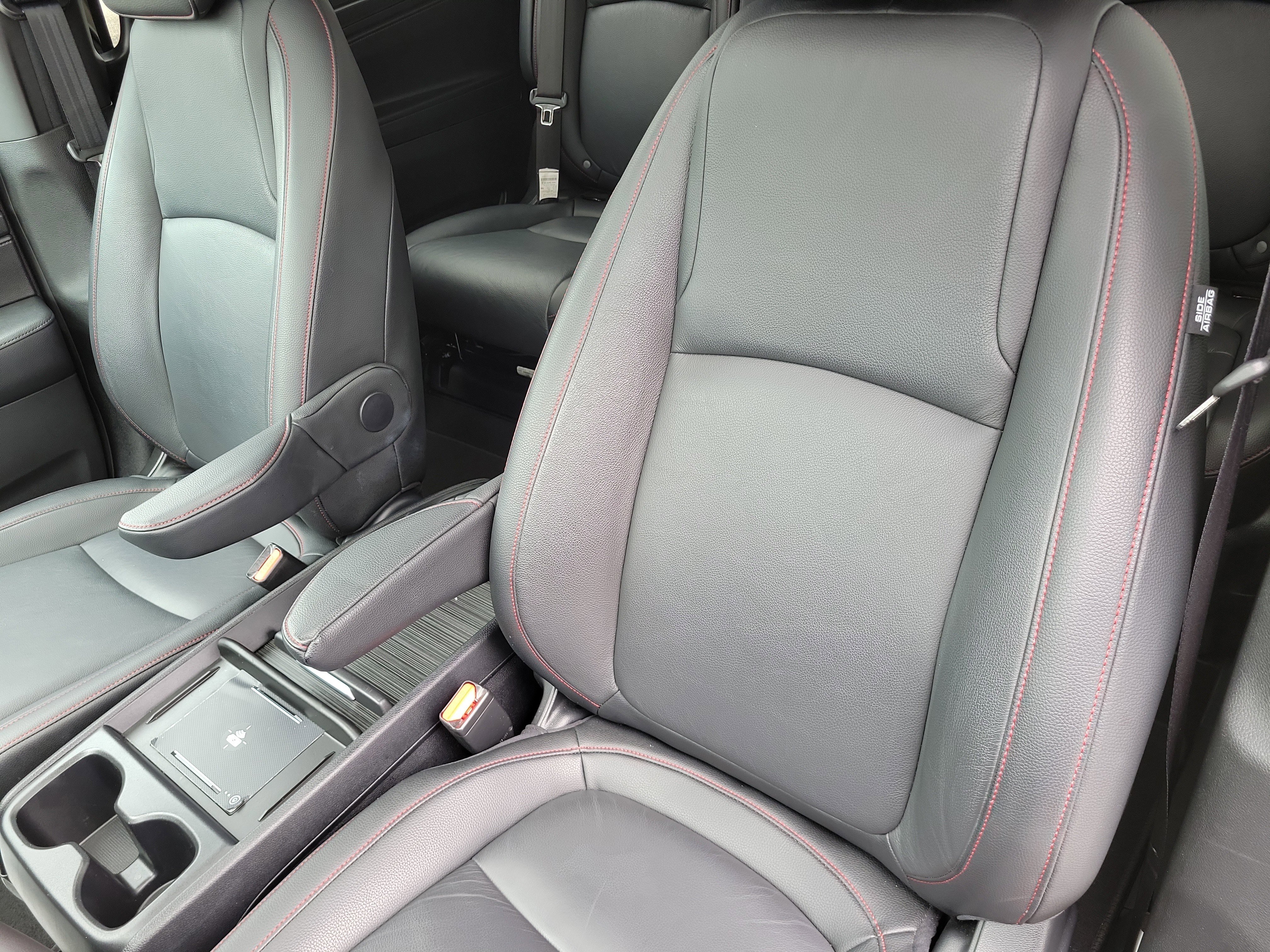 Used 2025 Honda Odyssey Sport-L image 11
