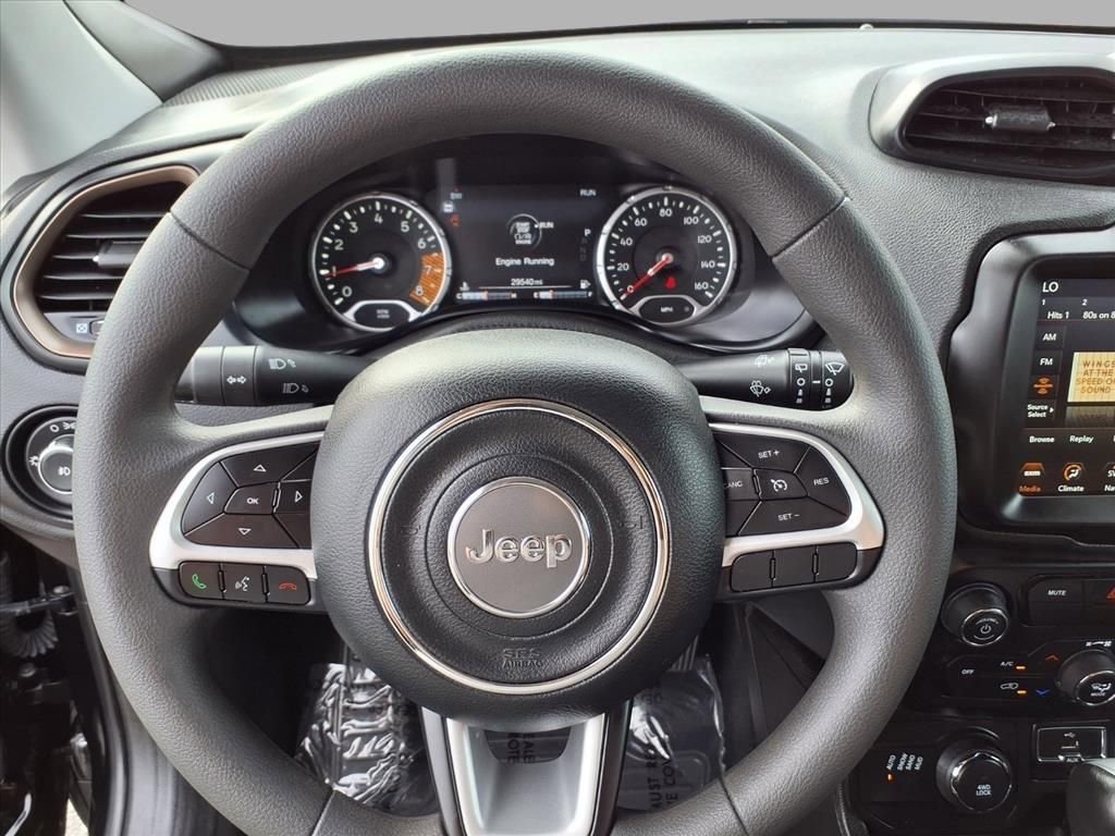 Used 2023 Jeep Renegade Latitude image 13