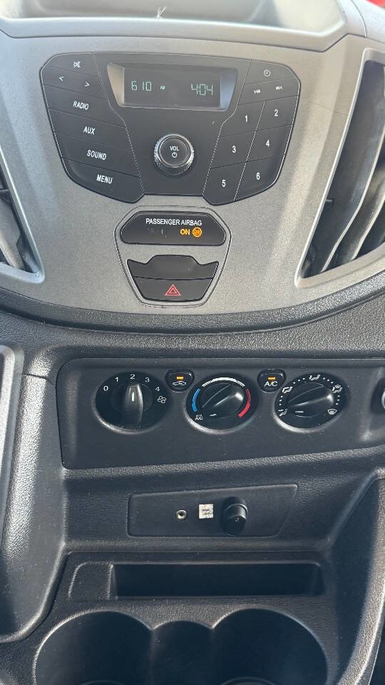 Used 2018 Ford Transit 250 138 image 19