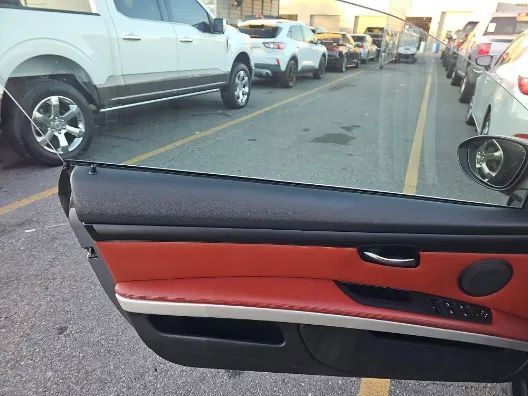 Used 2011 BMW M3 Convertible 2D image 18