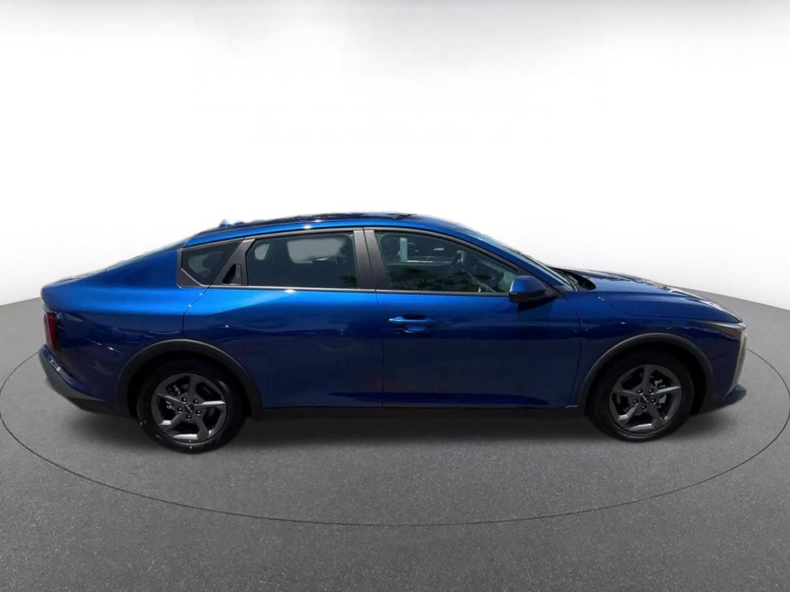 Used 2025 Kia K4 FWD image 16