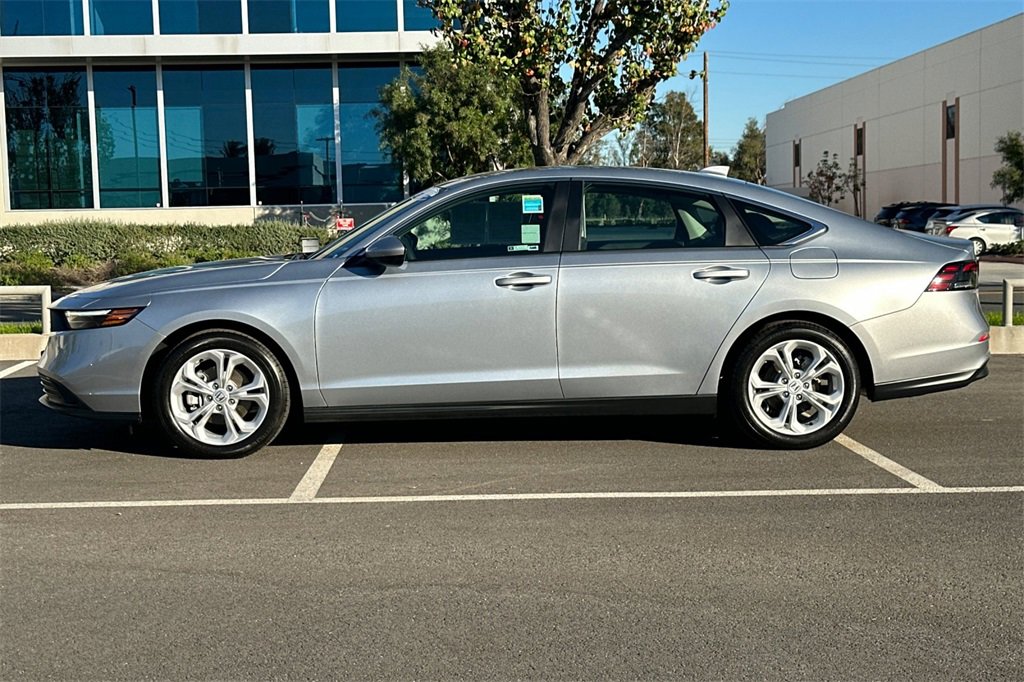 Certified 2025 Honda Accord LX image 7