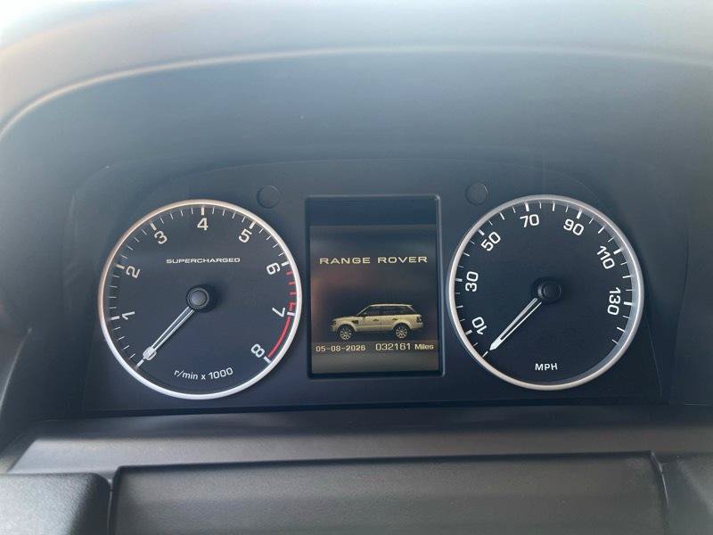 Used 2011 Land Rover Range Rover Sport Supercharged AWD/4WD image 28