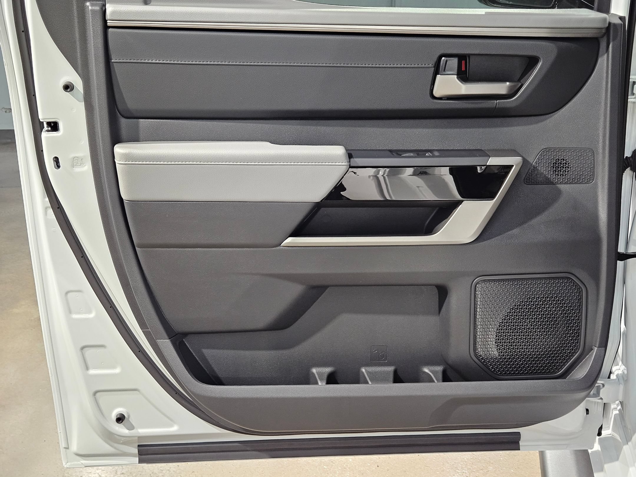 New 2026 Toyota Tundra Limited AWD/4WD image 19