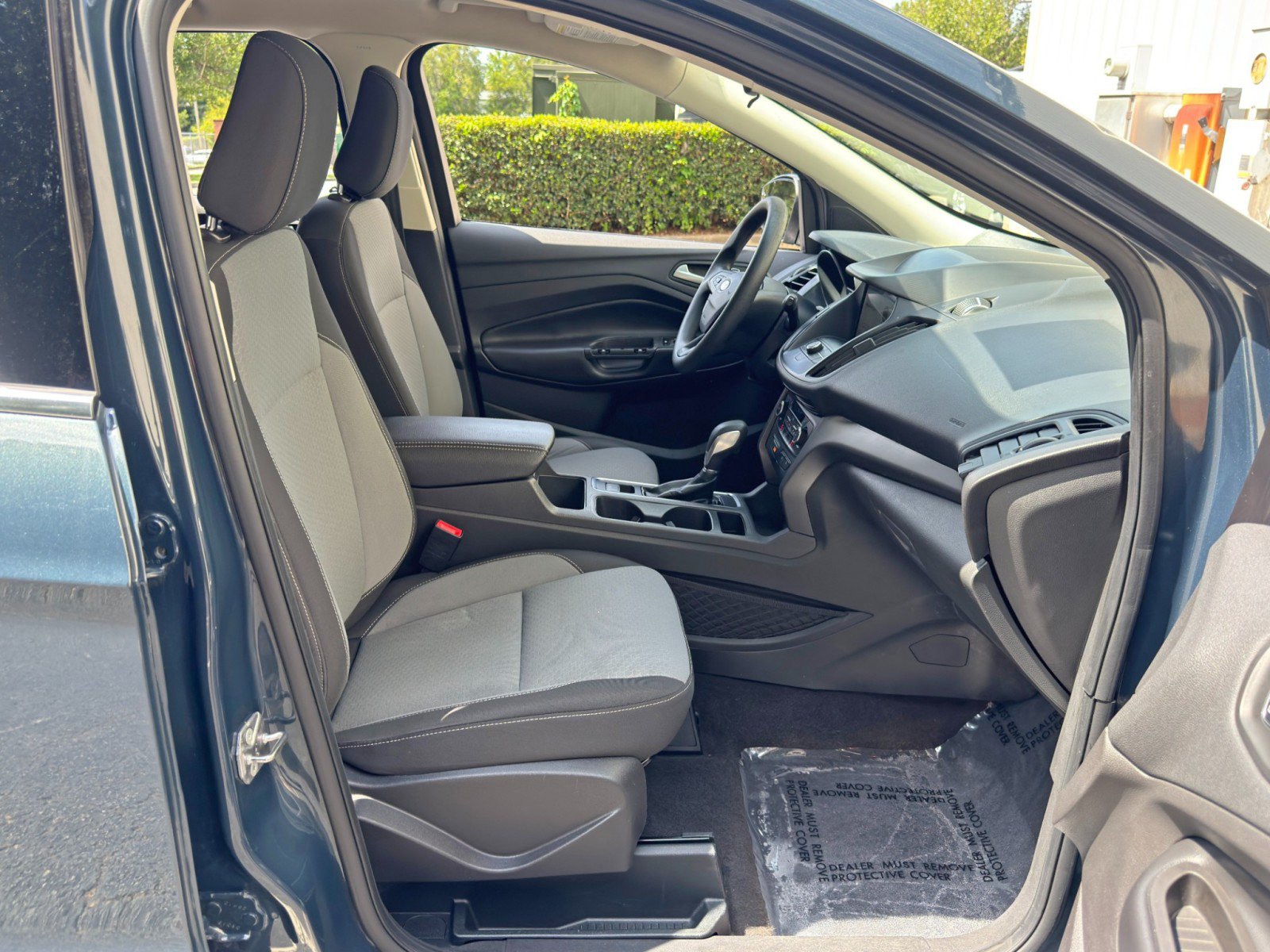 Used 2019 Ford Escape SE FWD image 14