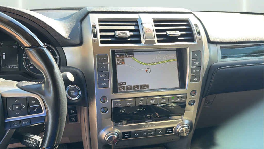 Used 2021 Lexus GX 460 Premium w/ Premium Package AWD/4WD image 15