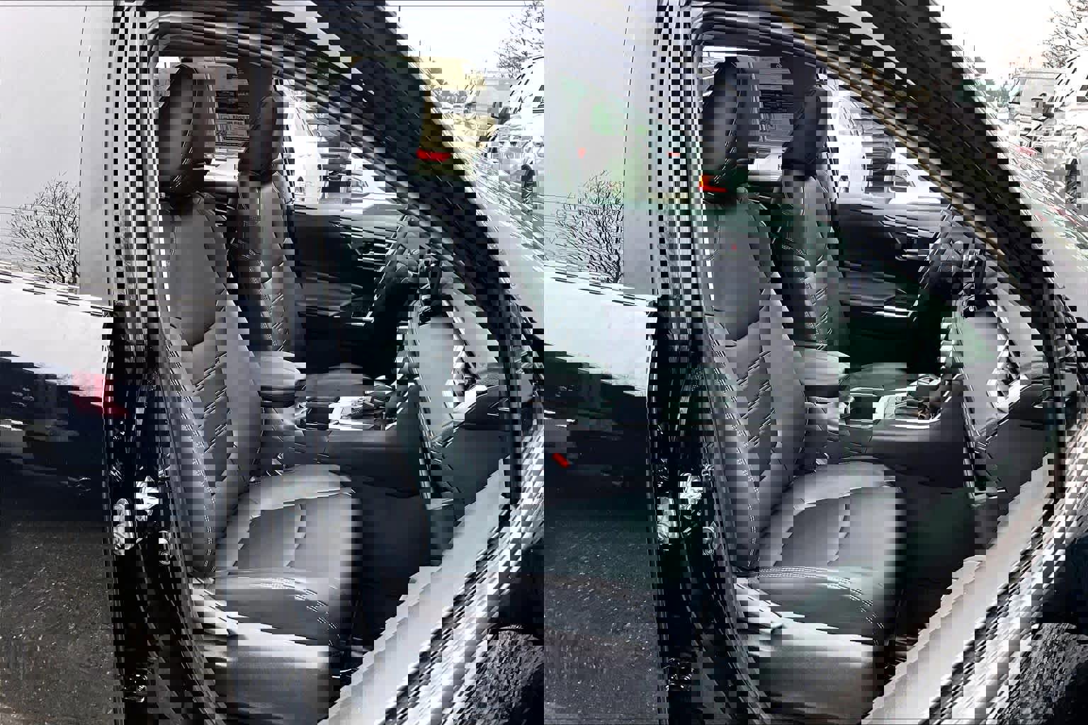 Used 2023 Toyota RAV4 XLE Premium image 8