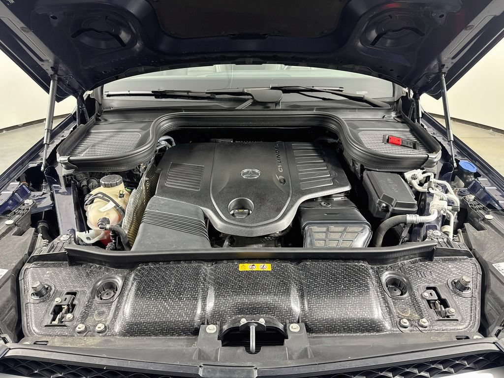 Used 2021 Mercedes-Benz GLS 450 4MATIC image 34