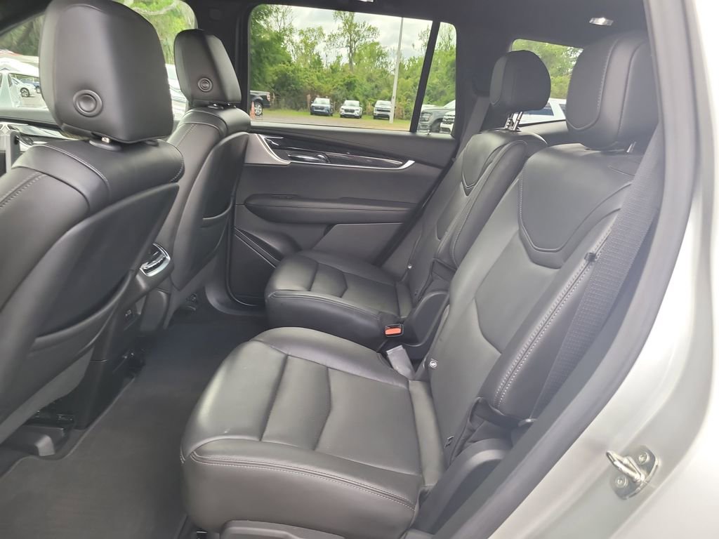 Used 2020 Cadillac XT6 Premium Luxury FWD image 12