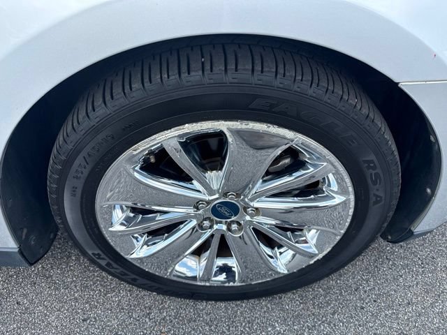 Used 2012 Ford Taurus Limited FWD image 12
