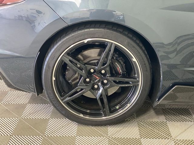 Used 2020 Chevrolet Corvette Stingray Preferred Cpe w/ 2LT Preferred Equipment Group image 18