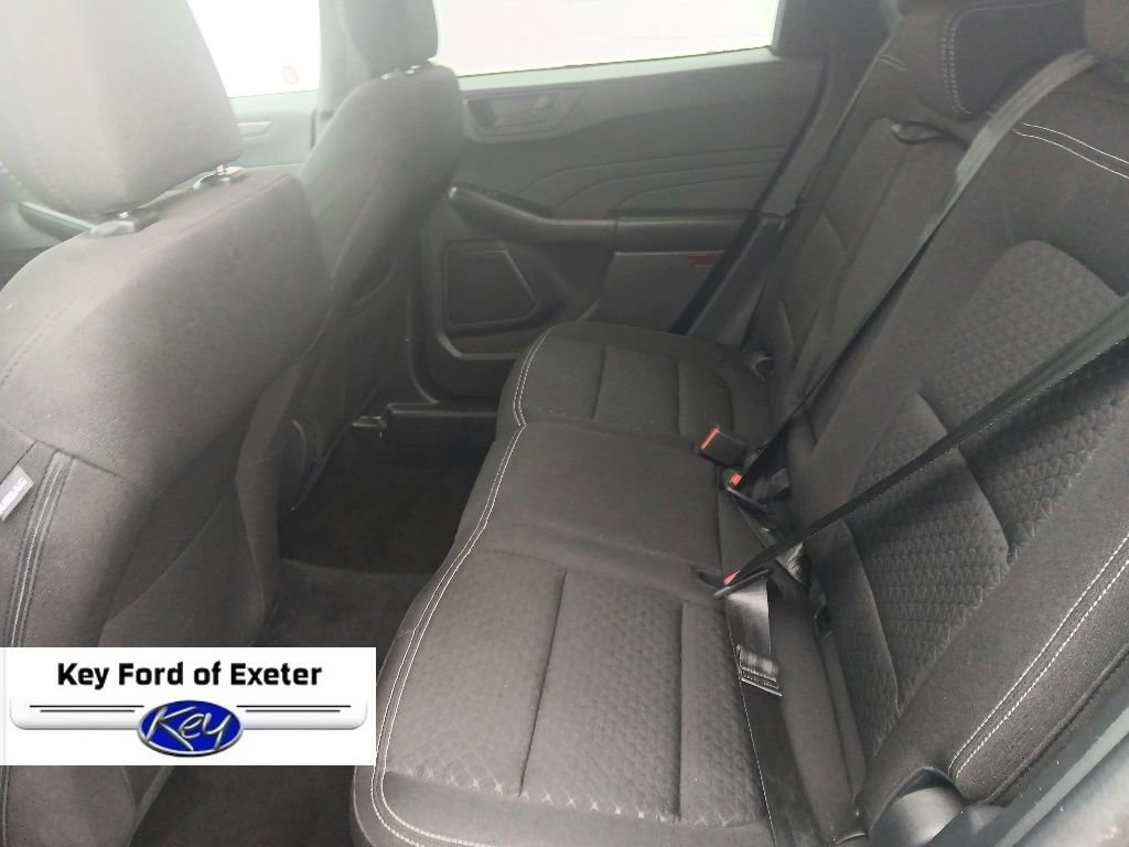 Used 2025 Ford Escape Active AWD/4WD image 16
