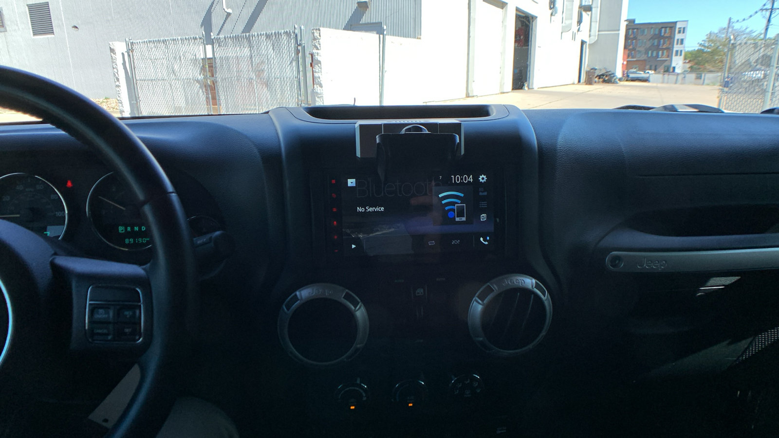 Used 2015 Jeep Wrangler Unlimited Sahara w/ Connectivity Group AWD/4WD image 14