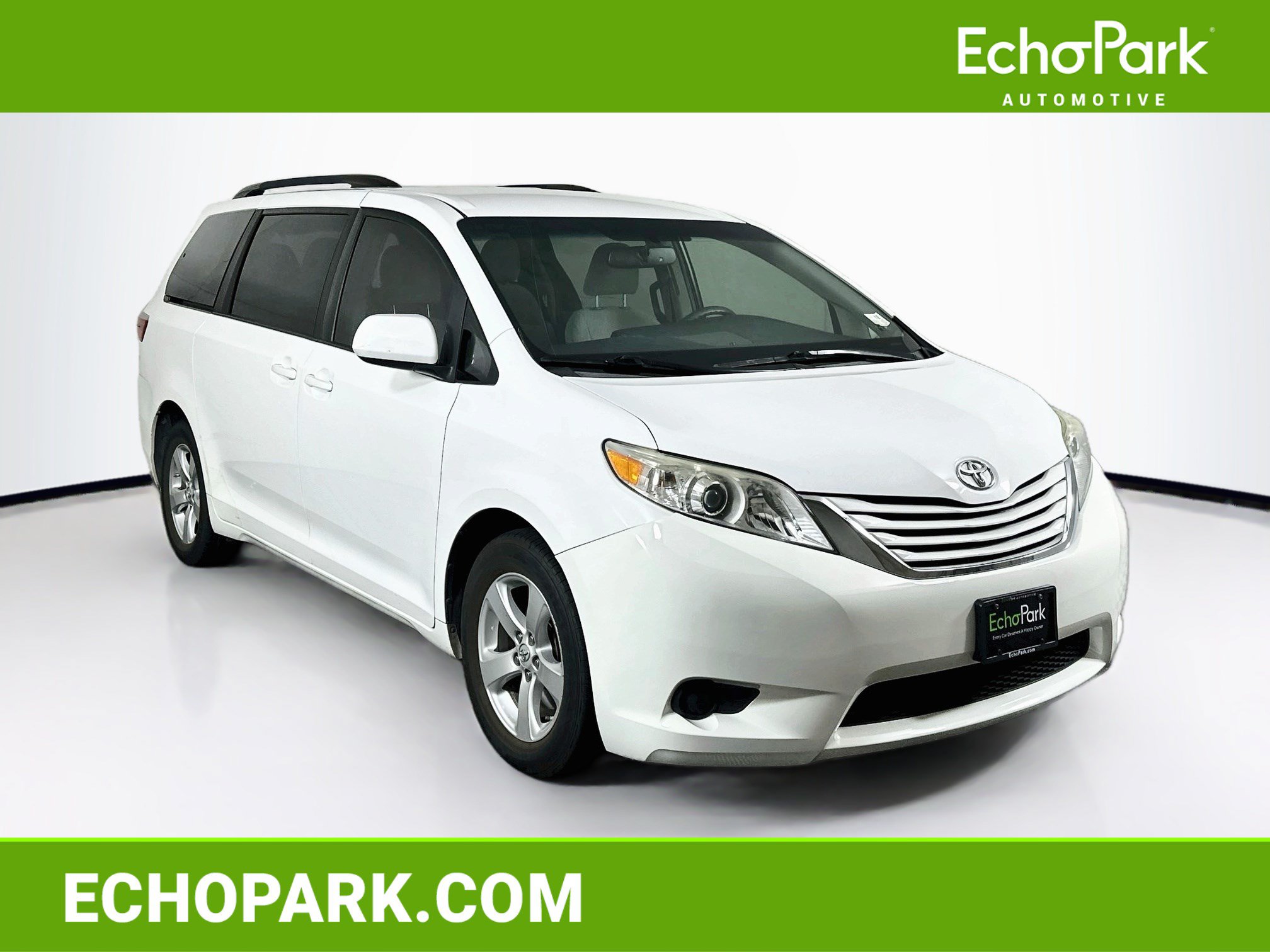 Used 2017 Toyota Sienna LE