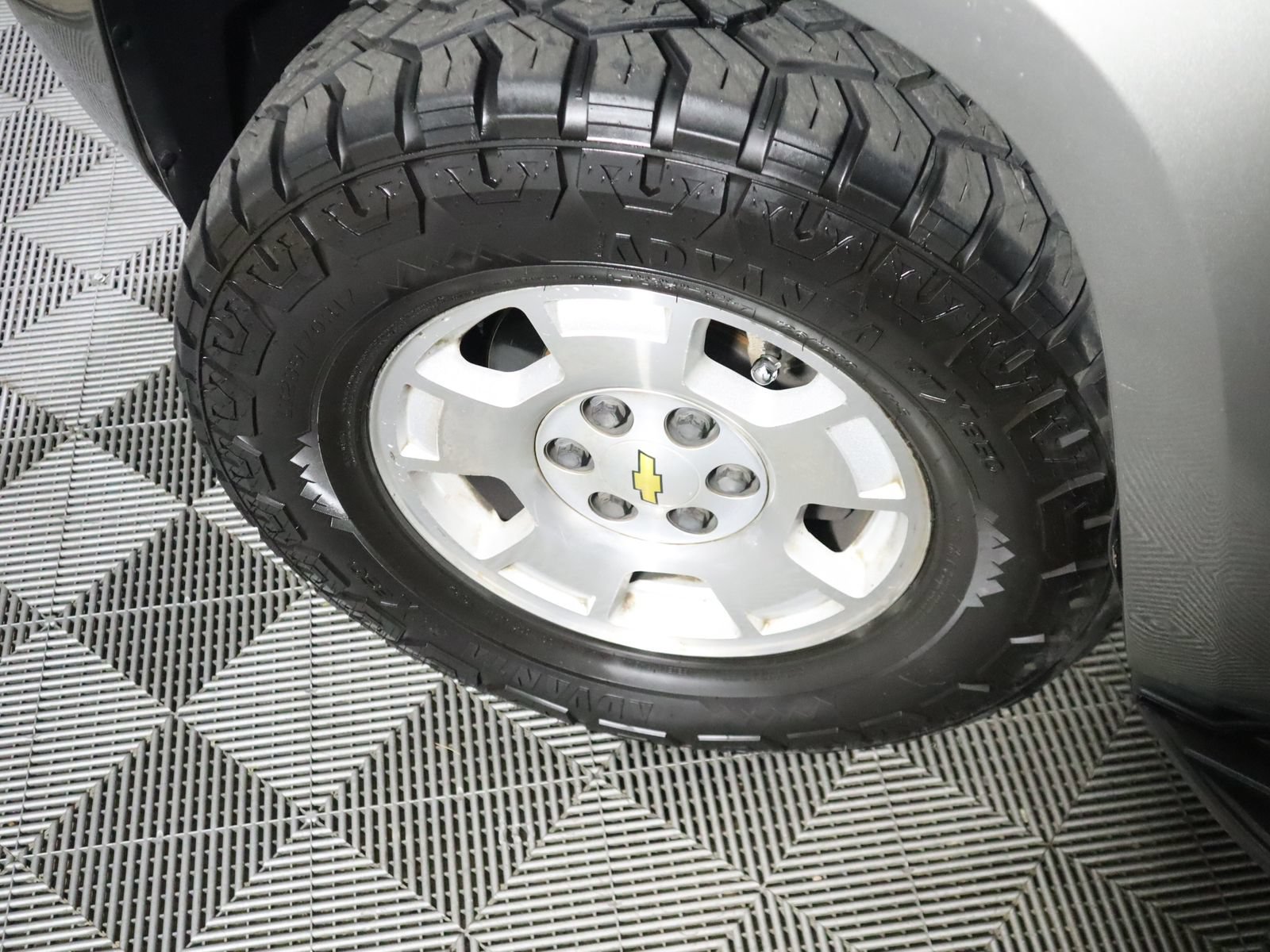 Used 2009 Chevrolet Tahoe LT AWD/4WD image 44