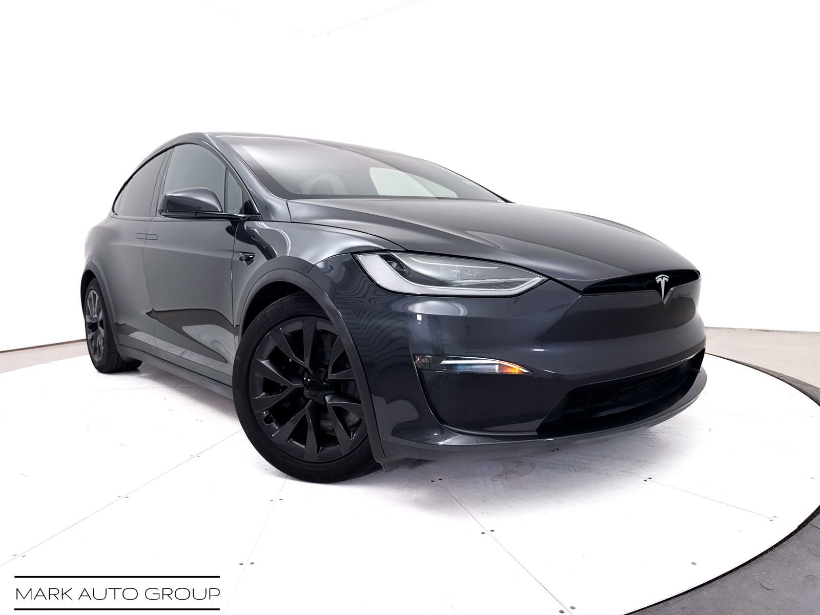 Used 2024 Tesla Model X AWD/4WD image 1