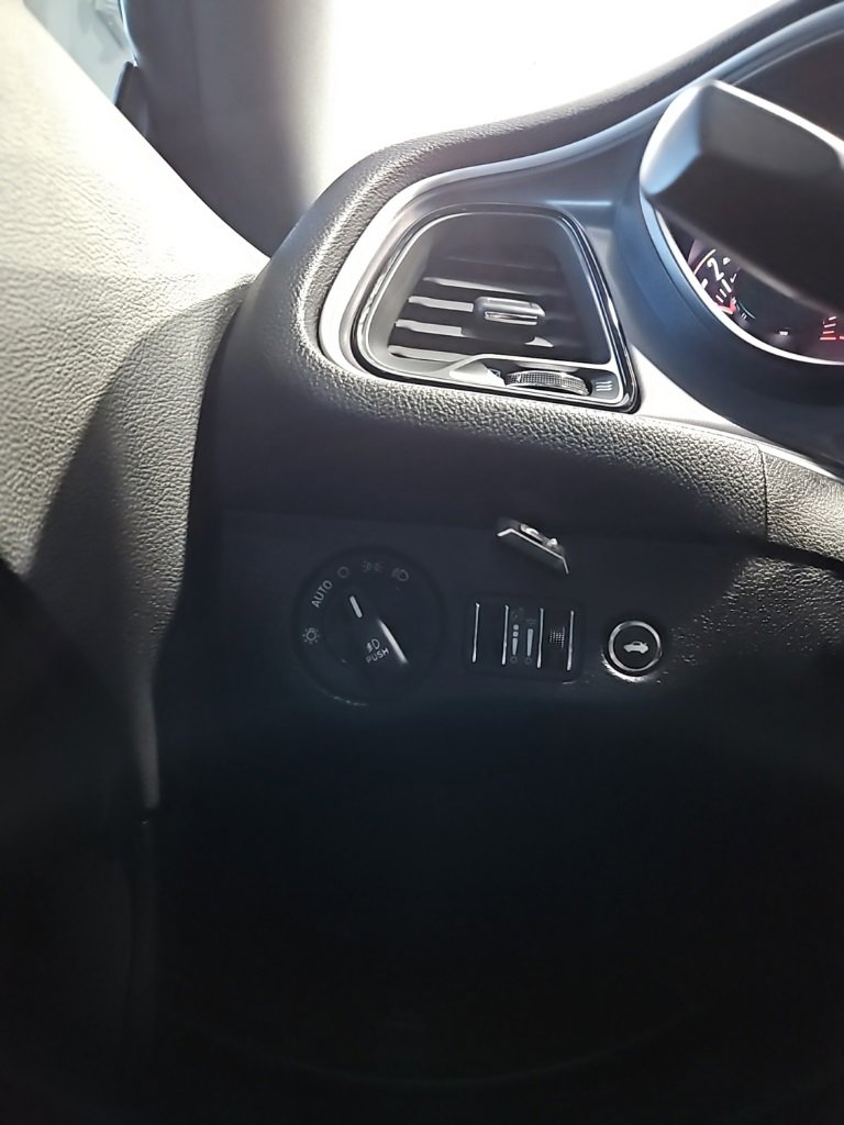 Used 2020 Dodge Challenger SXT w/ Blacktop Package image 28