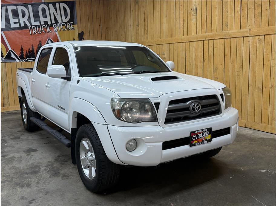 Used 2010 Toyota Tacoma PreRunner RWD image 1
