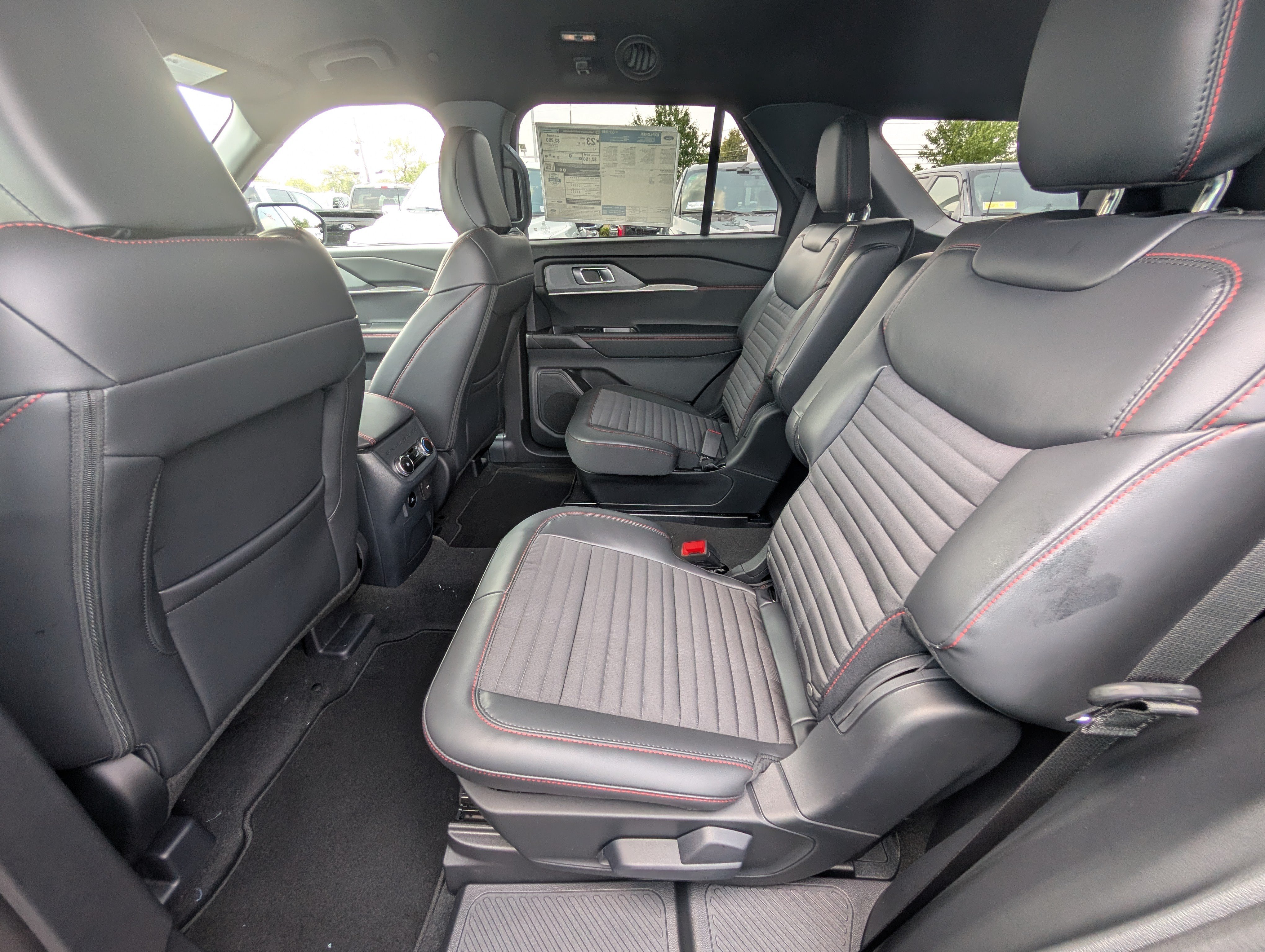 New 2026 Ford Explorer ST-Line AWD/4WD image 12
