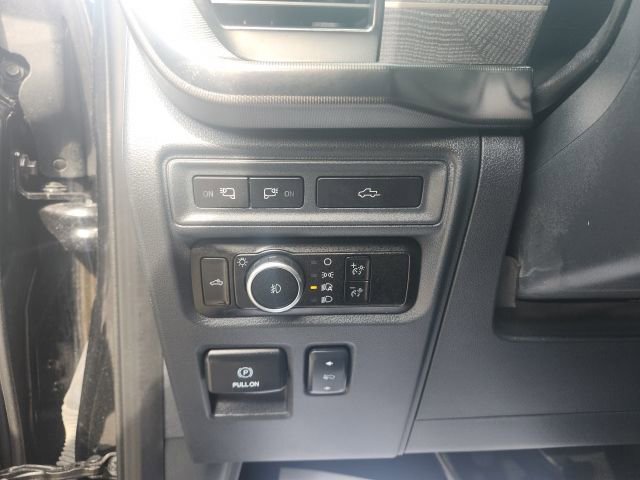 Used 2023 Ford F150 Platinum w/ Equipment Group 701A High AWD/4WD image 23