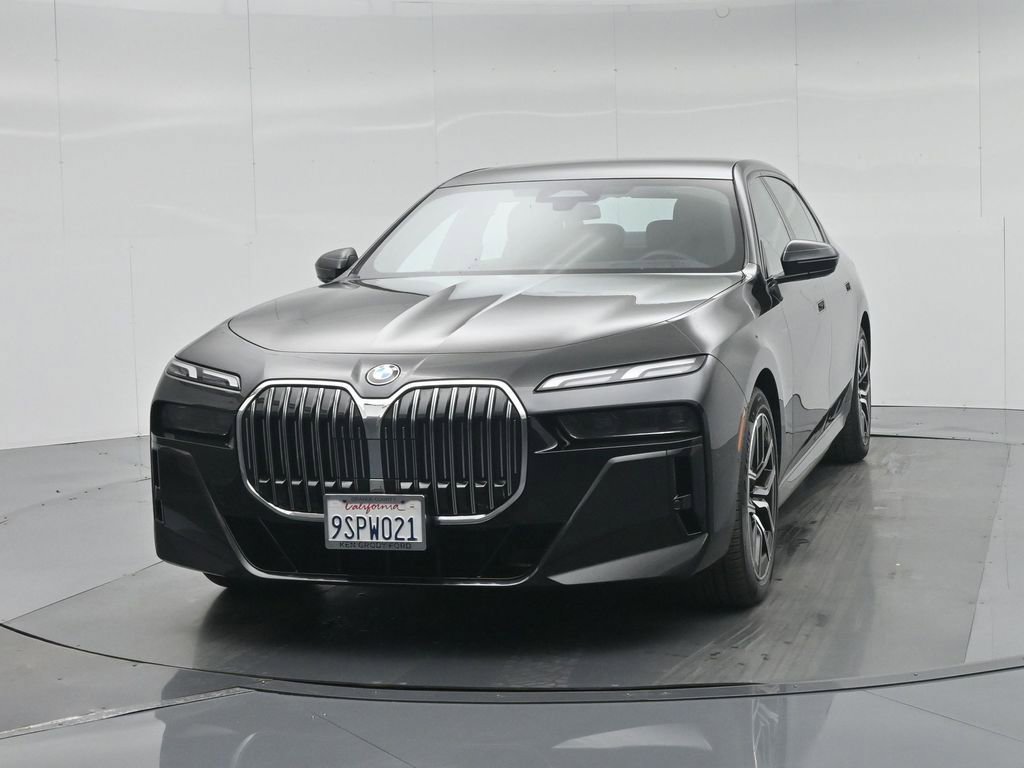 Used 2025 BMW 740i image 58