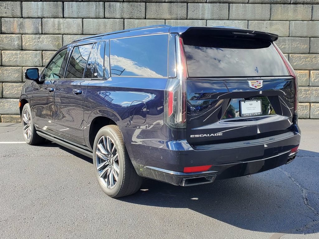 Used 2021 Cadillac Escalade ESV Sport w/ Driver Assist Tech Package AWD/4WD image 3