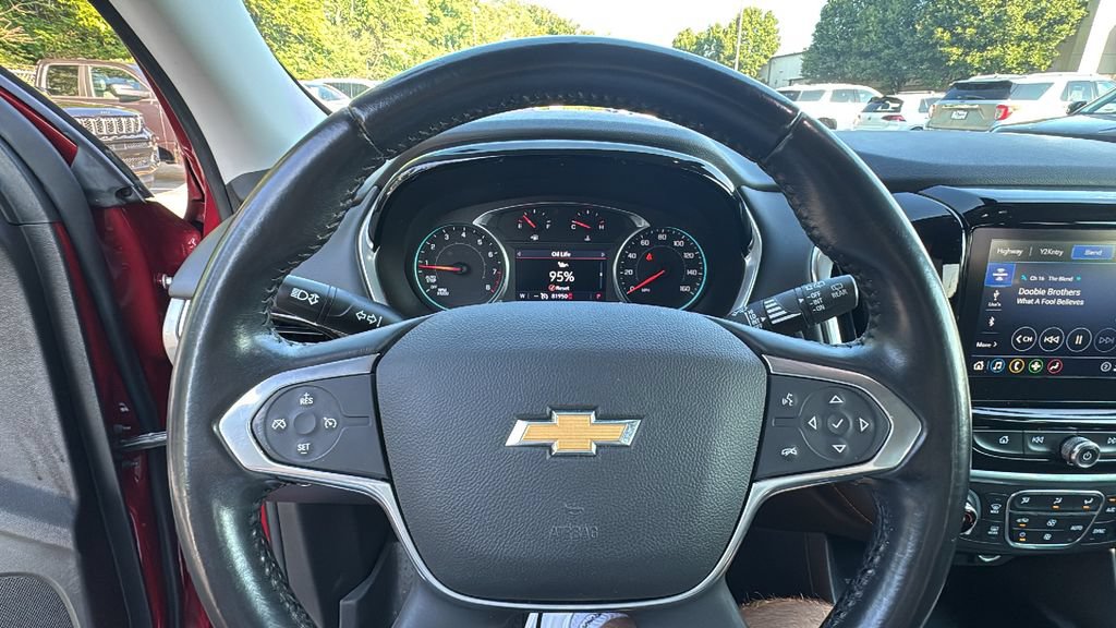 Used 2021 Chevrolet Traverse LT FWD image 16