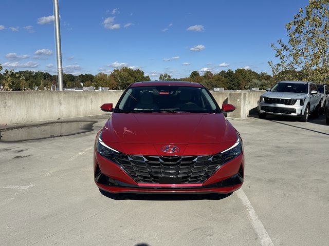 Used 2021 Hyundai Elantra Limited image 3