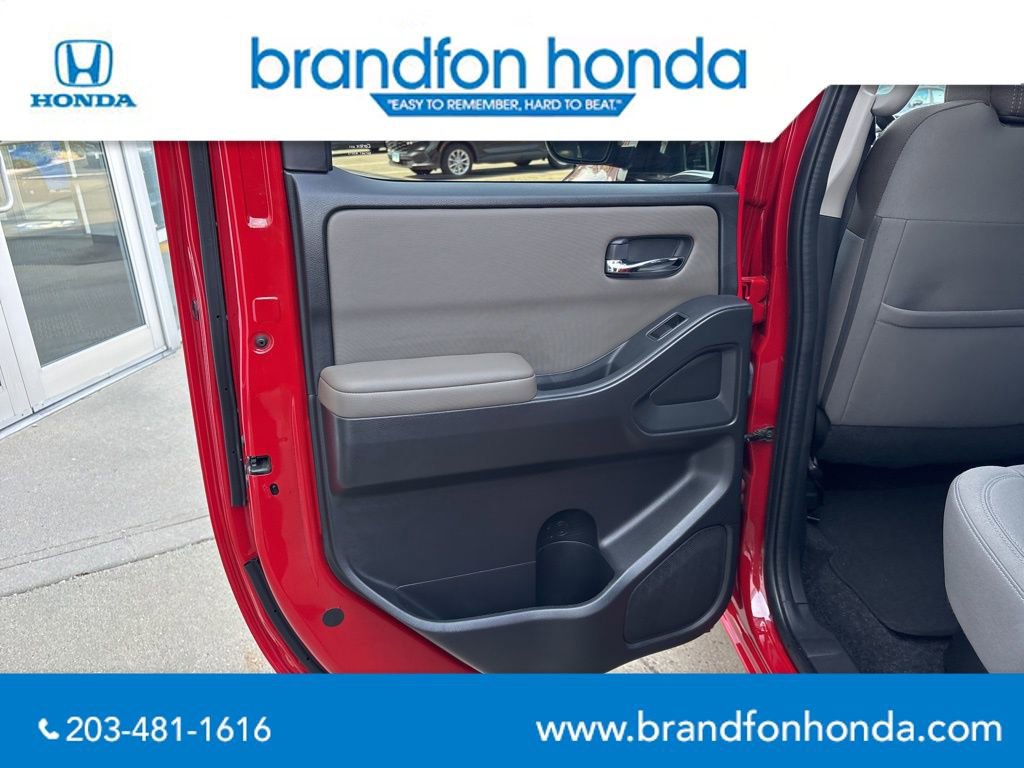 Used 2022 Nissan Frontier SV image 10