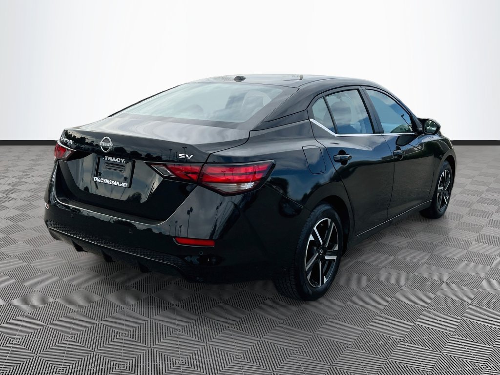 Used 2024 Nissan Sentra SV FWD image 7