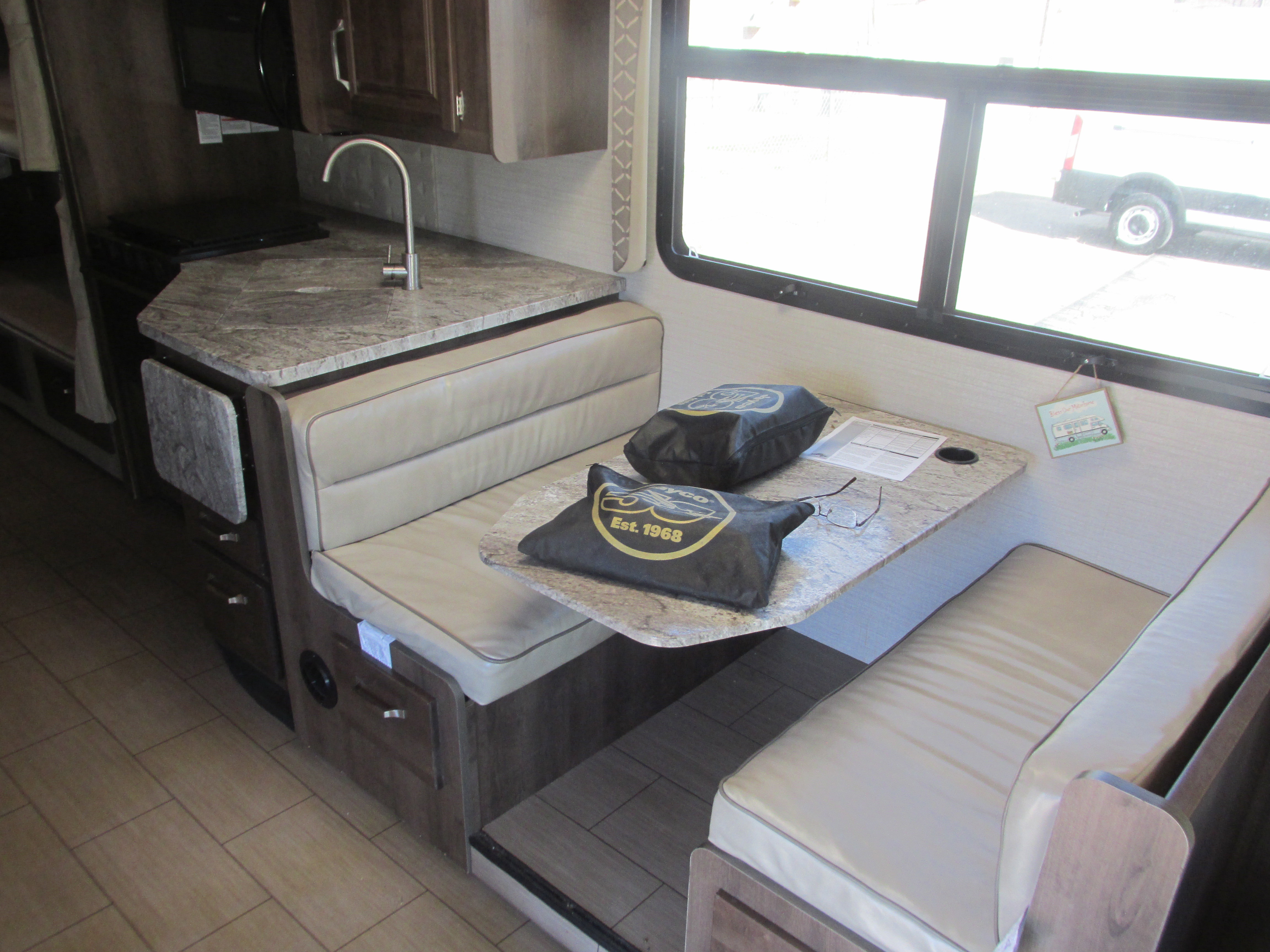 Used 2019 Ford E-450 and Econoline 450 Super Duty w/ Motorhome Prep Package RWD image 14