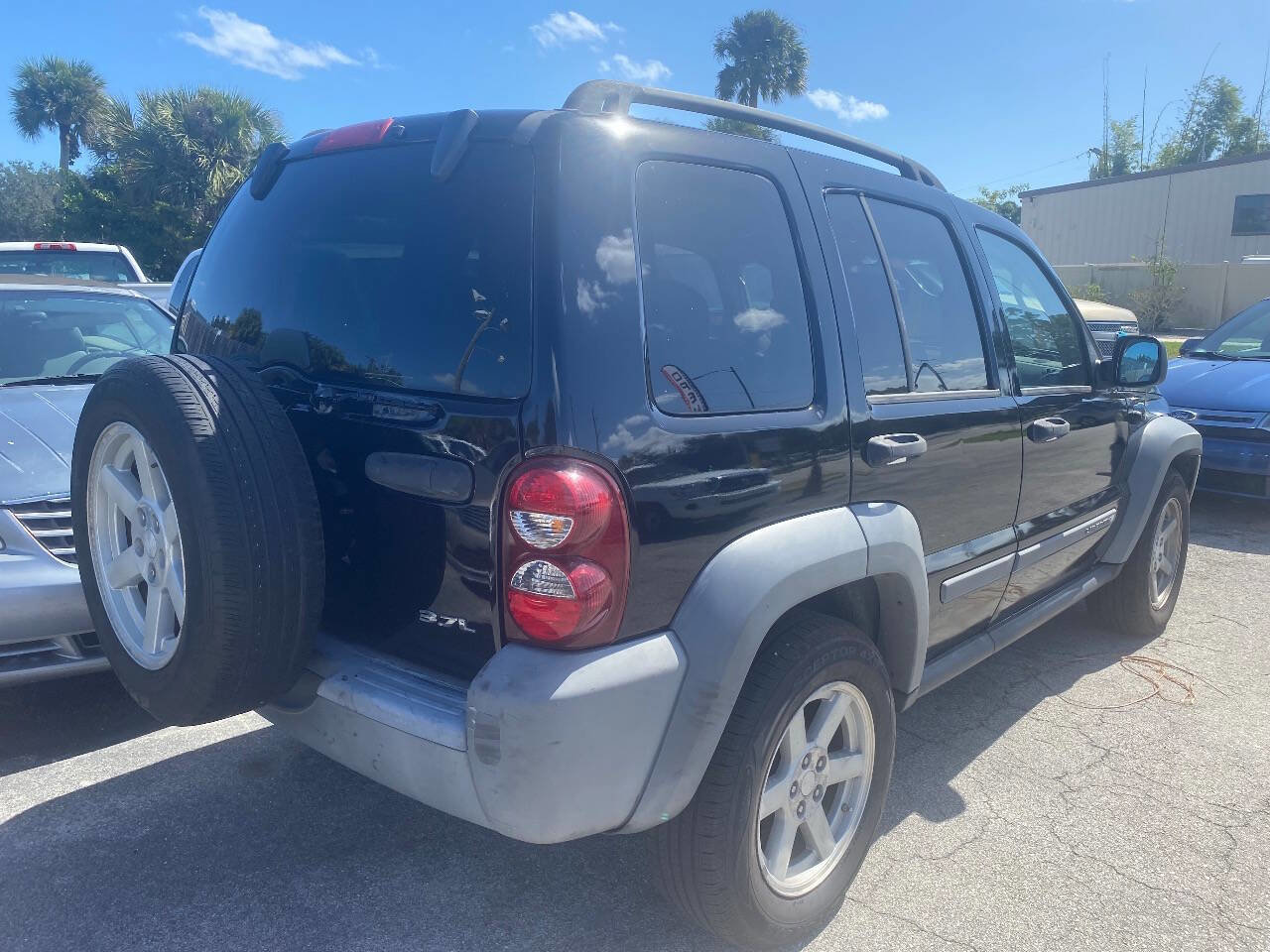 Used 2006 Jeep Liberty Sport image 4