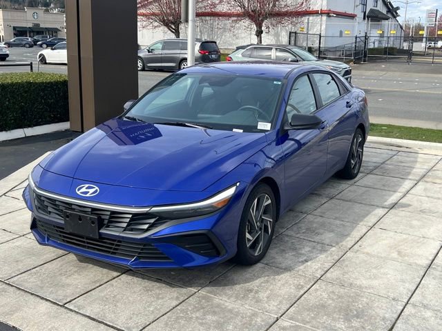 Certified 2025 Hyundai Elantra Sport image 3