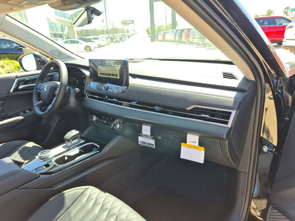 New 2026 Mitsubishi Outlander SEL FWD image 22